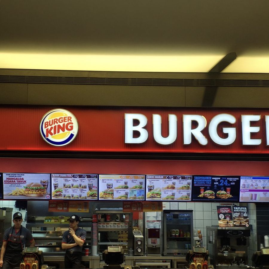 Uluslararası Fast Food Zinciri Menuboard Projesi